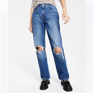 Levi’s Straight Jeans